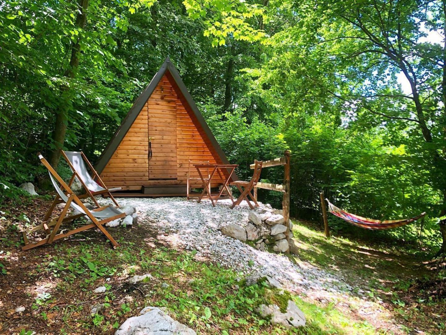 מלון קובאריד Glamping Krn מראה חיצוני תמונה
